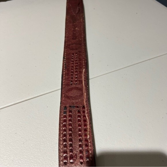 Mexican tooled leather belt - Picture 4 of 13